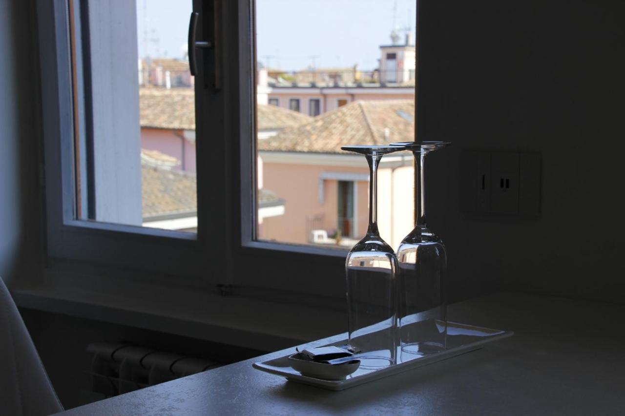 Dreamich - Scavi Romani Apartment Desenzano del Garda Luaran gambar