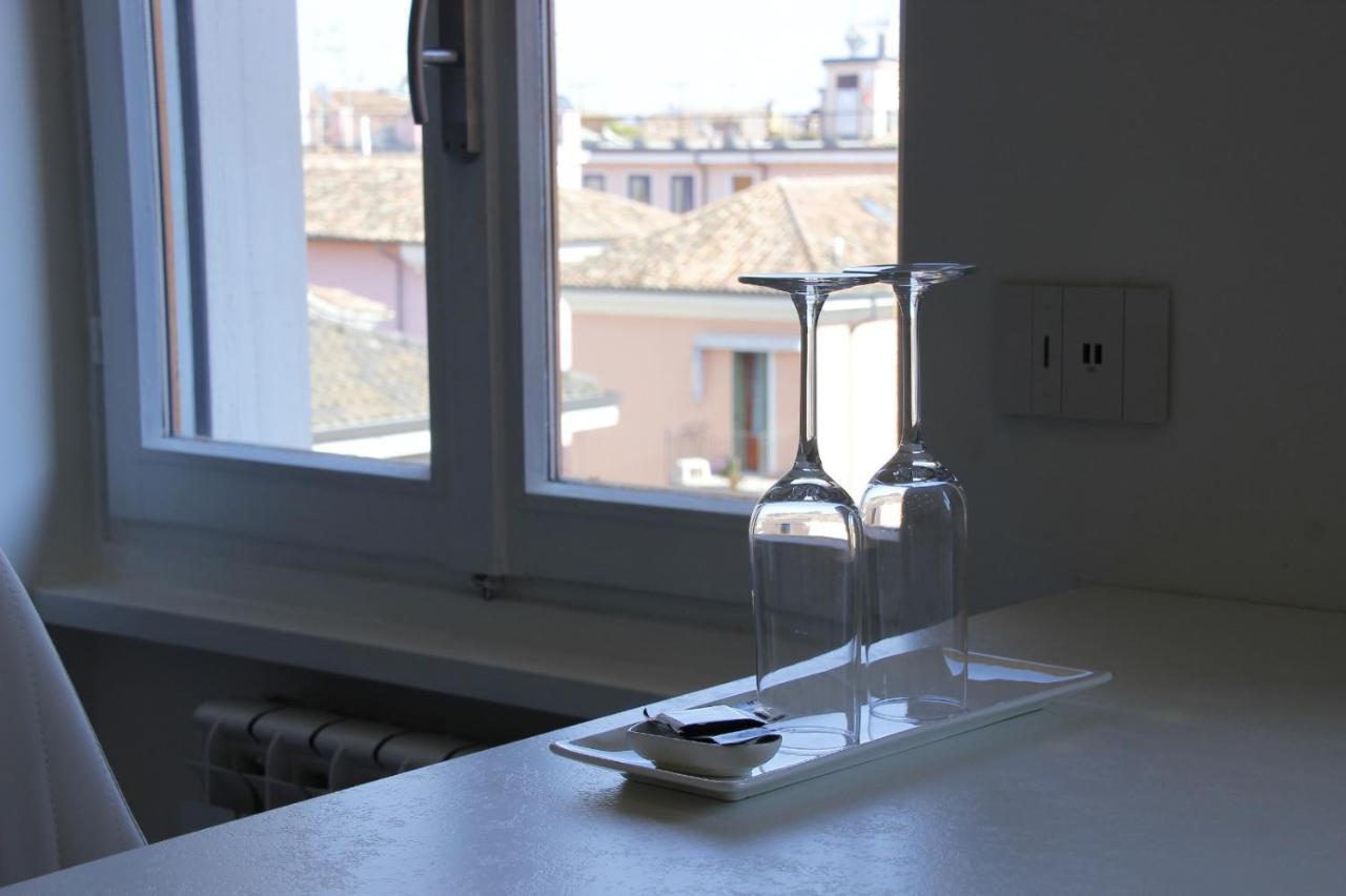 Dreamich - Scavi Romani Apartment Desenzano del Garda Luaran gambar