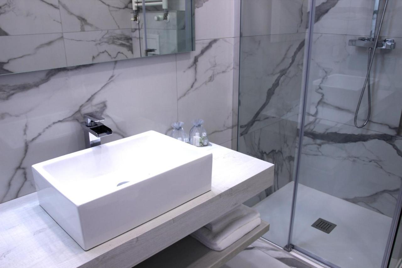 Dreamich - Scavi Romani Apartment Desenzano del Garda Luaran gambar