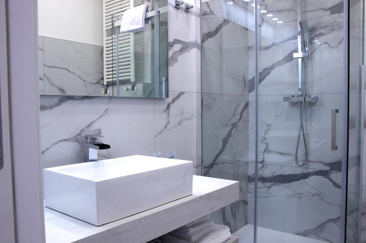 Dreamich - Scavi Romani Apartment Desenzano del Garda Luaran gambar