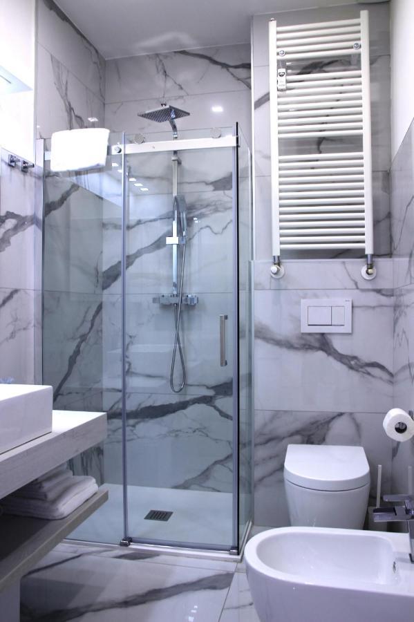 Dreamich - Scavi Romani Apartment Desenzano del Garda Luaran gambar